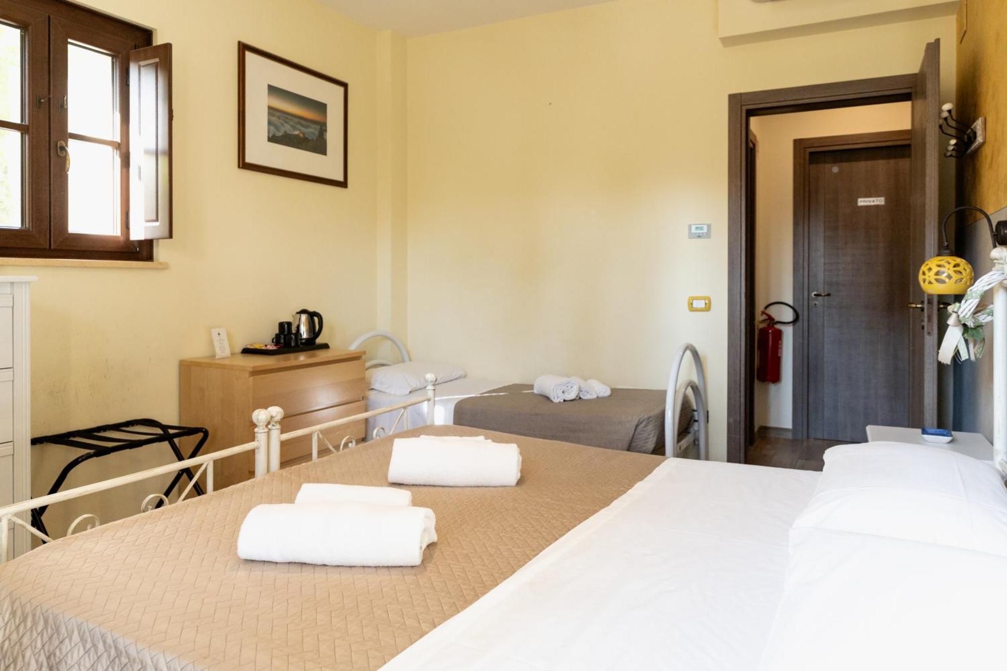 Domus Angeli Hotel Assisi Exterior photo